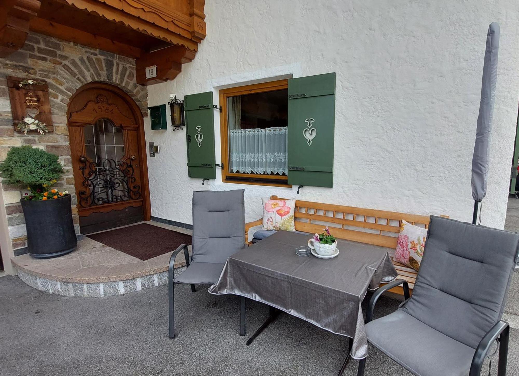 Gaestehaus Christoph Ried im Zillertal Exterior foto
