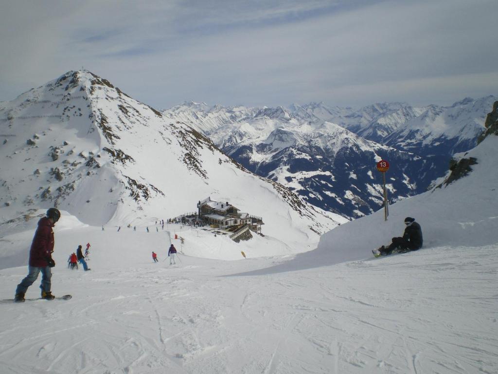 Gaestehaus Christoph Ried im Zillertal Exterior foto